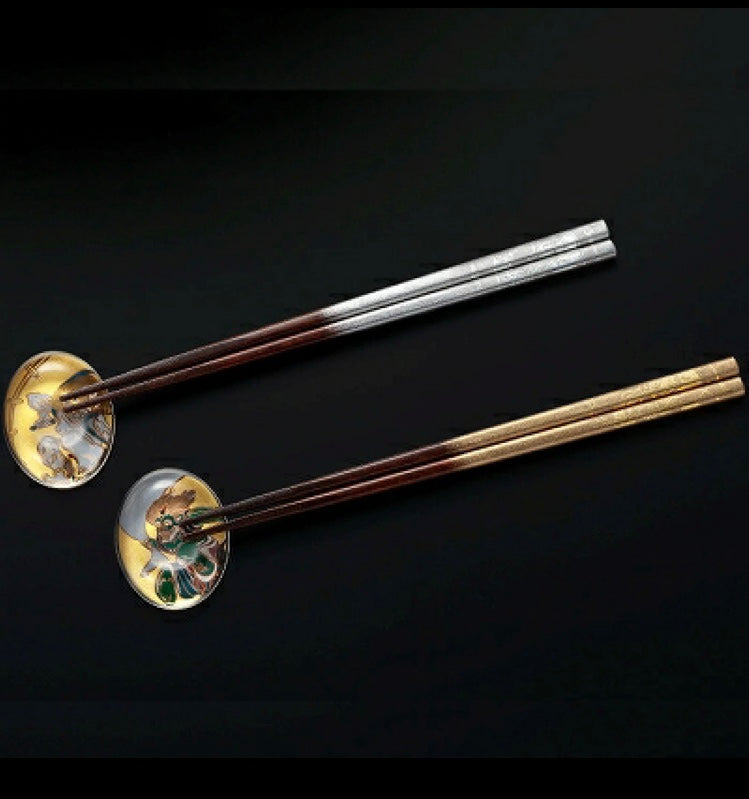 Traditional Japanese Crafts Wakasa Lacquered Chopsticks with Fujin and Raijin #WL-1